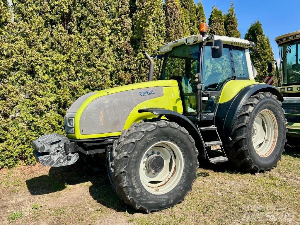 Valtra T 160 Traktory
