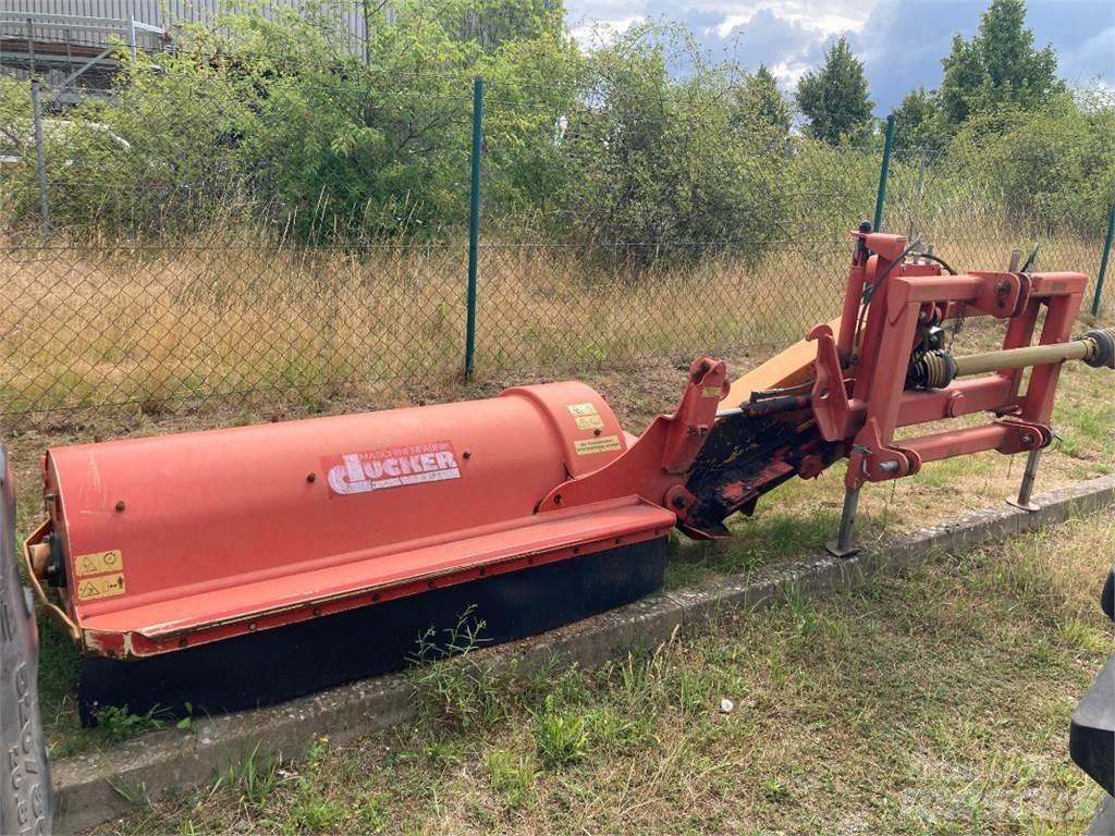 Dücker USM 18 Stroje na sklizeň pícnin-příslušenství