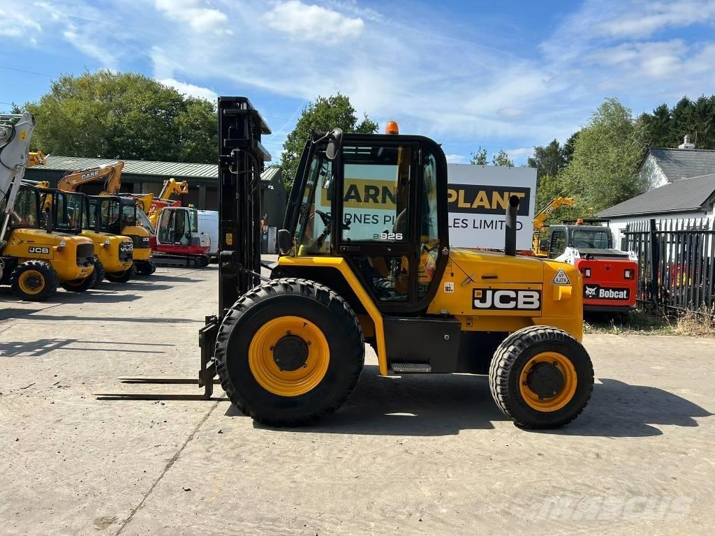 JCB 926 Terénní vysokozdvižné vozíky