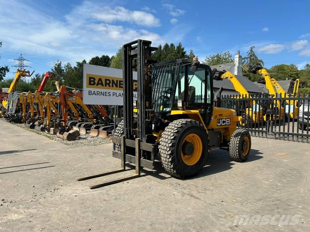 JCB 926 Terénní vysokozdvižné vozíky