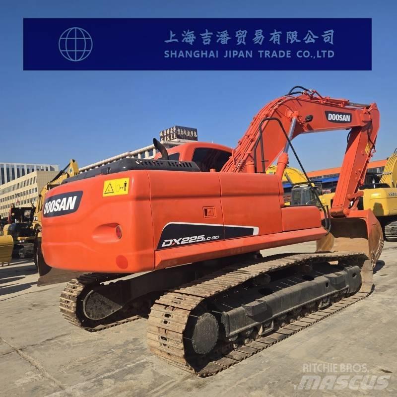 Doosan DX 225 RB Pásová rýpadla
