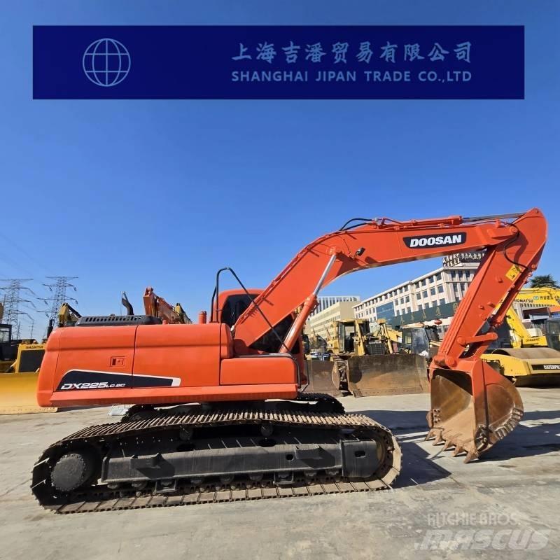 Doosan DX 225 RB Pásová rýpadla