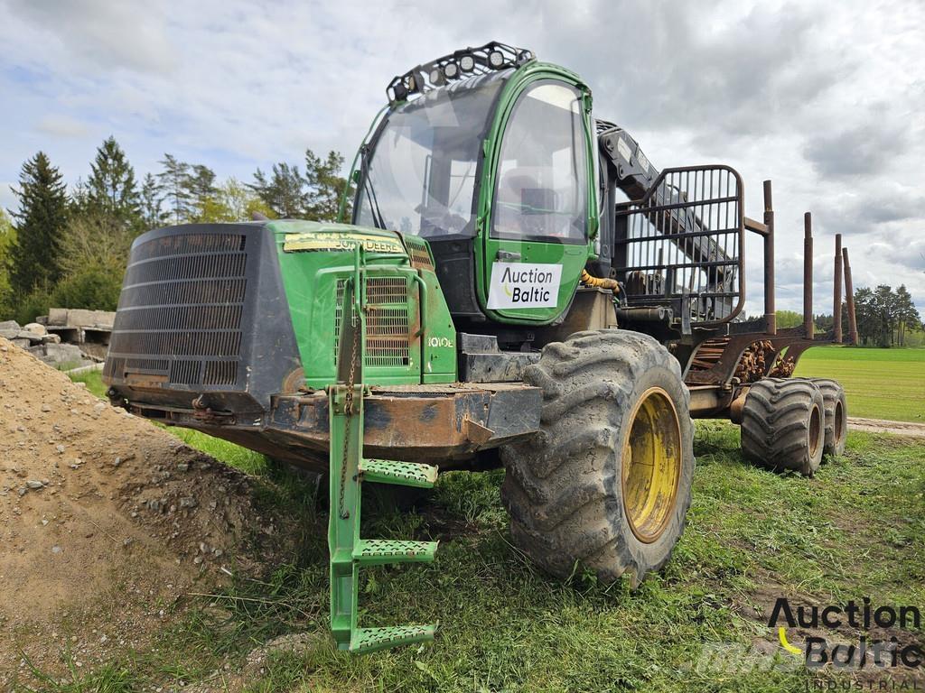 John Deere 1010 E Vyvážecí traktory