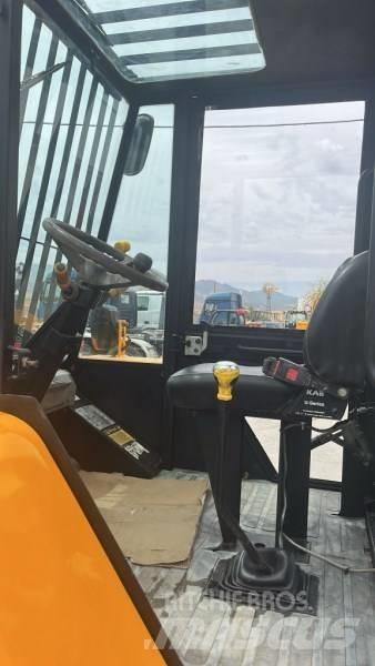 JCB 926 Terénní vysokozdvižné vozíky