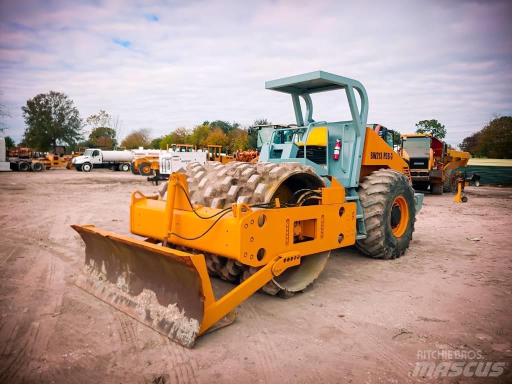 Bomag BW 213 P D B-3 Tahačové válce