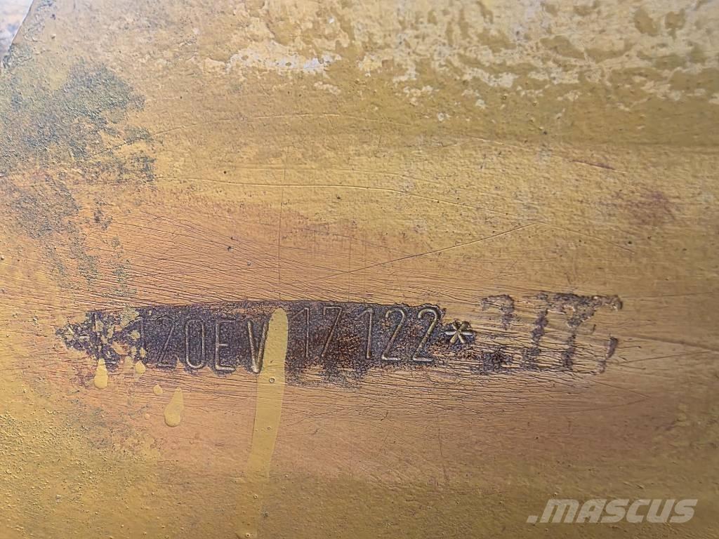 Volvo BM L 120 E Kolové nakladače