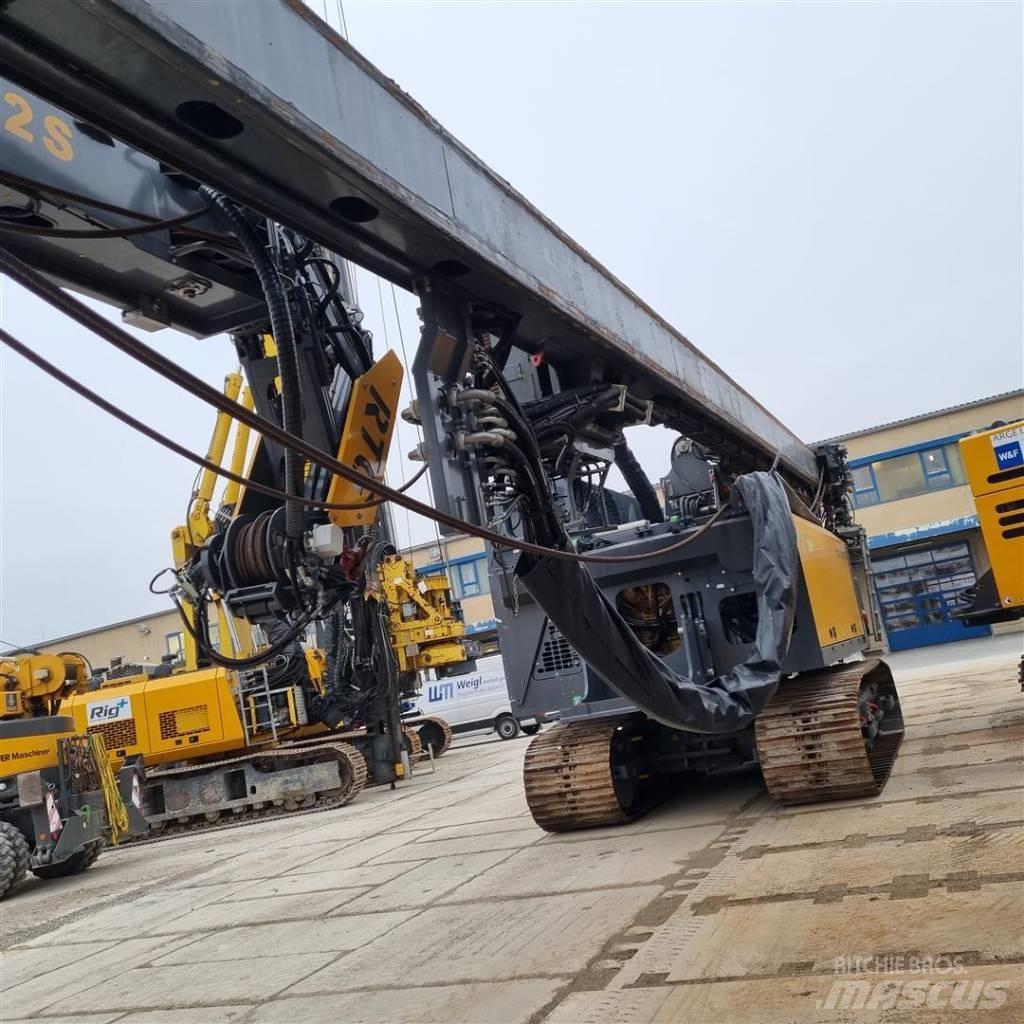 Bauer / RTG RG 22-S Pilířové jeřáby
