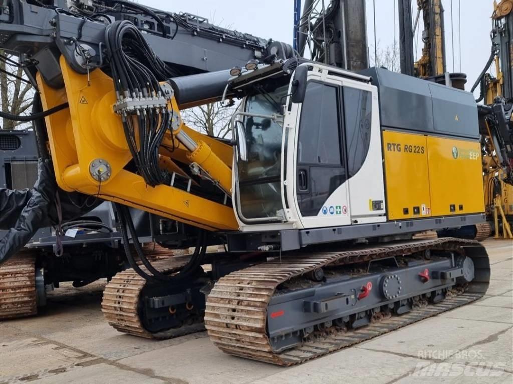 Bauer / RTG RG 22-S Pilířové jeřáby