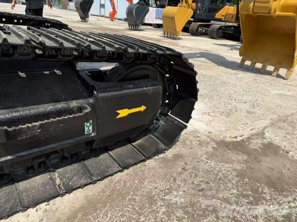CAT 320D Pásová rýpadla