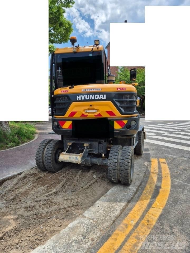 Hyundai 65A Kolová rýpadla