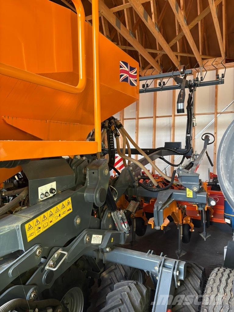  Mzuri  Pro Till 3t Mechanické secí stroje