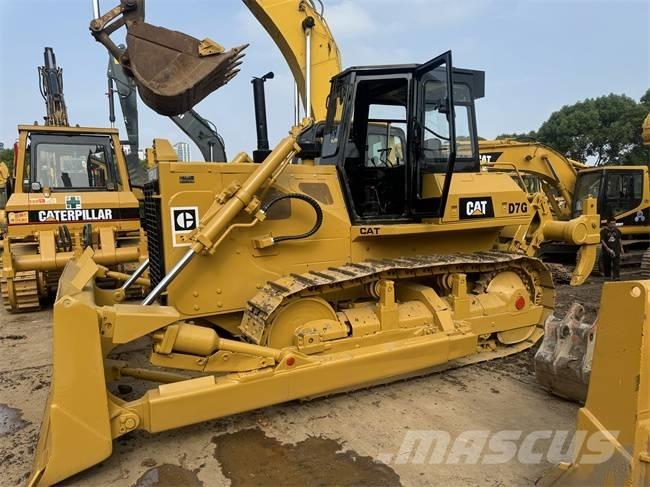 CAT D 7 G Pásové dozery