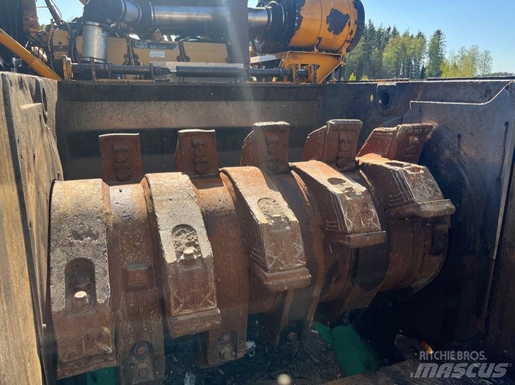 CBI 6400 T Pařezové frézy
