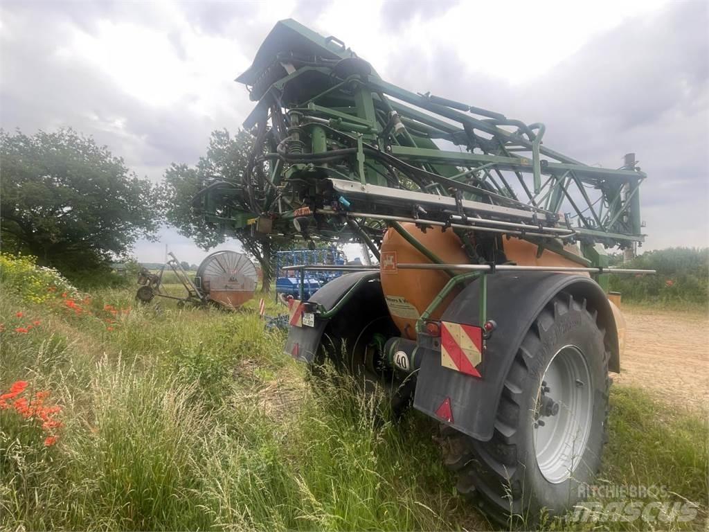 Amazone UX 4200 Tažené postřikovače