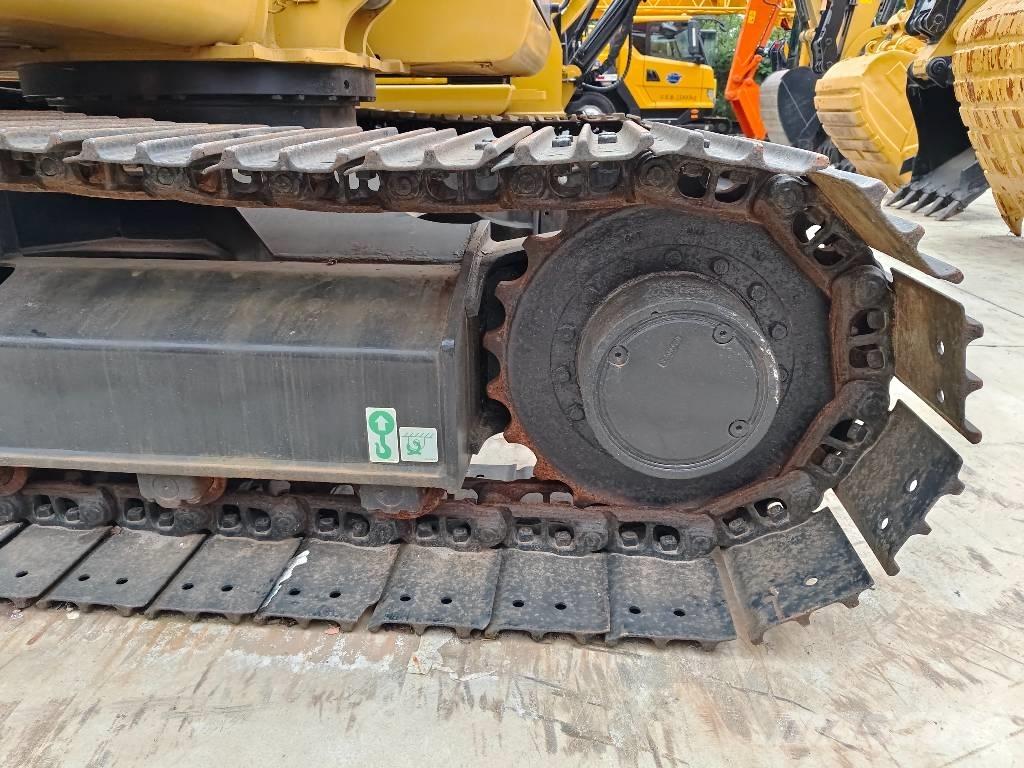 CAT 307E Mini rýpadla < 7t