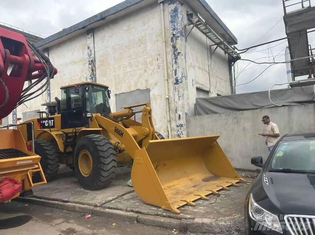 CAT 966 H Kolové nakladače