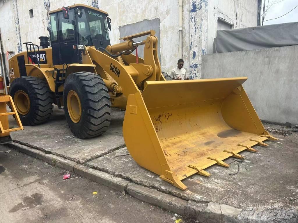 CAT 966 H Kolové nakladače
