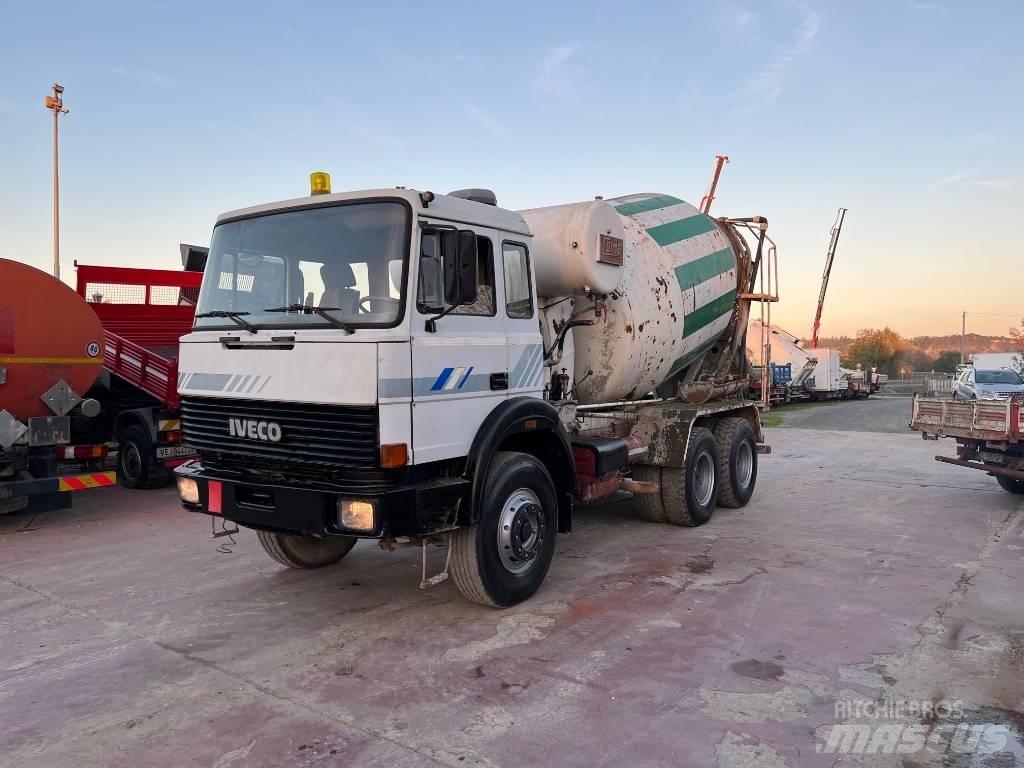 Iveco 330-30 Domíchávače betonu