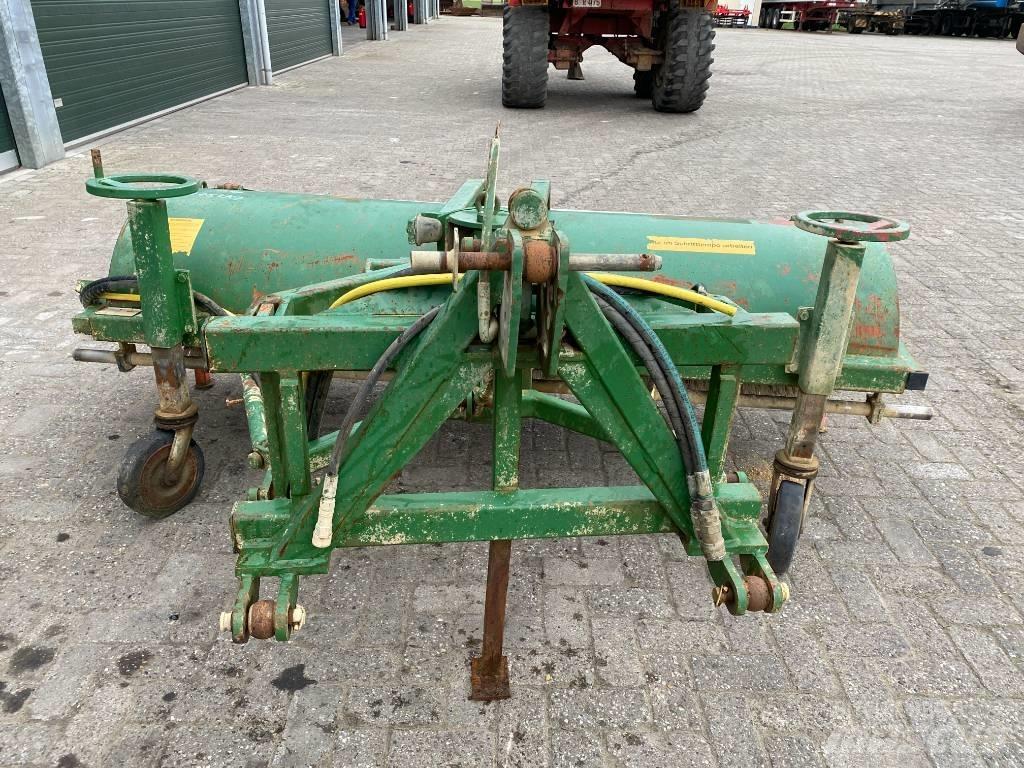  Veger FKM 220 Zametací stroje