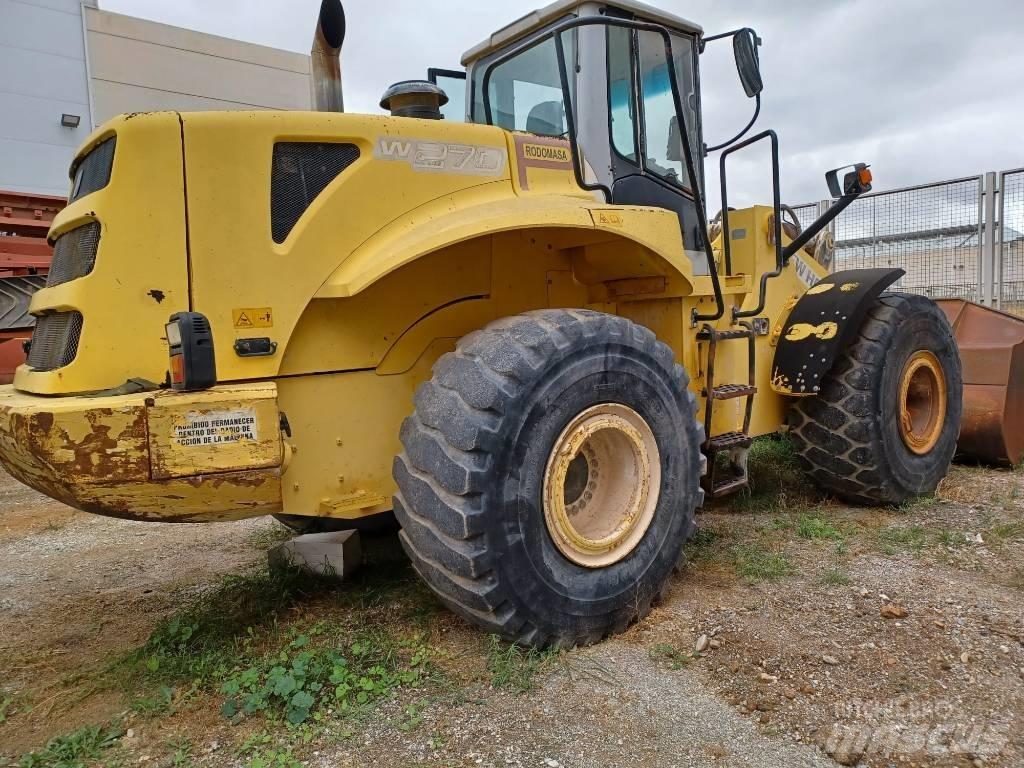 New Holland W271 Kolové nakladače