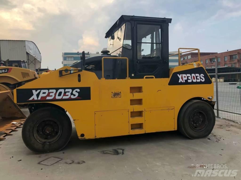 XCMG XP303 Pneumatikové válce