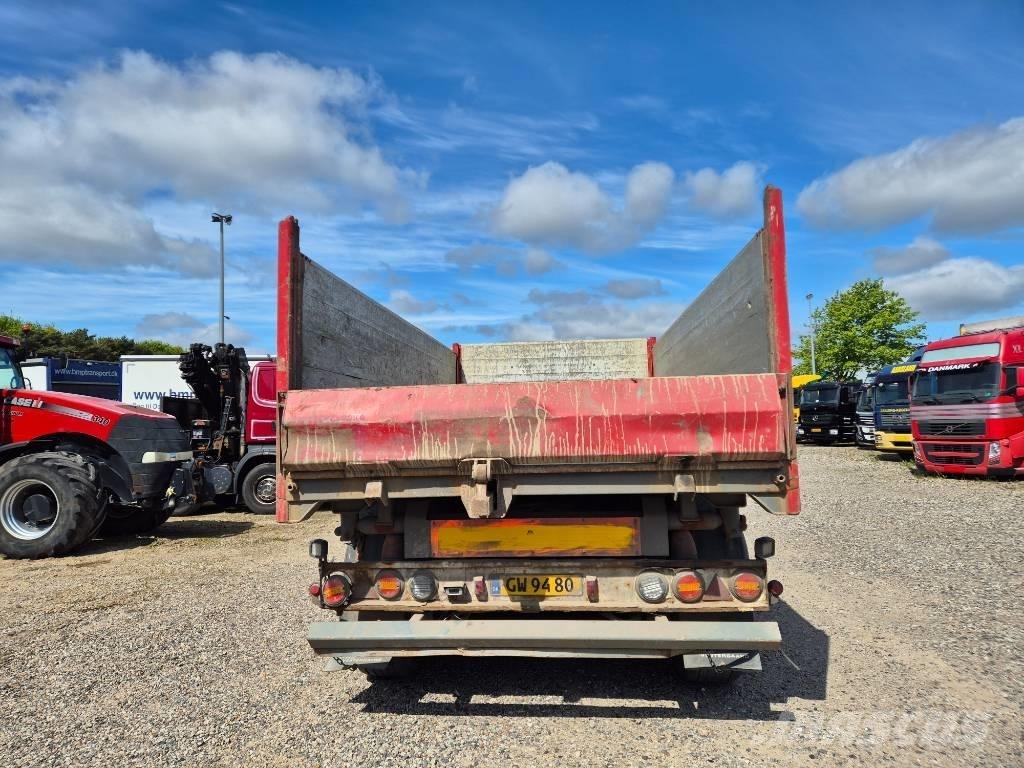 Nopa 3 axle tipper Sklápěcí přívěsy
