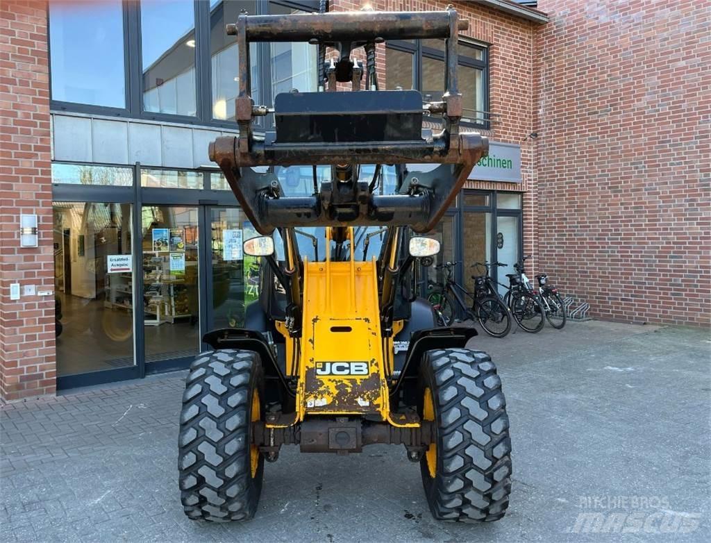 JCB 409 Kolové nakladače
