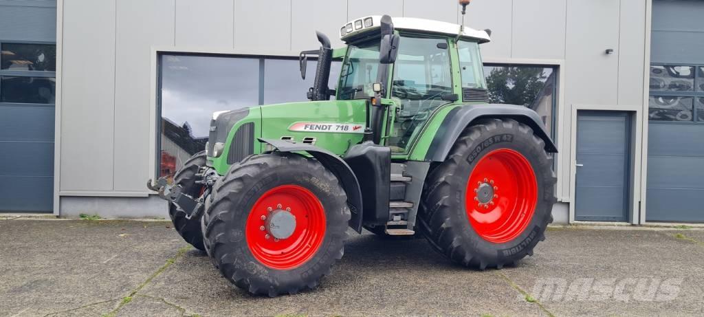 Fendt 718 Vario TMS Traktory