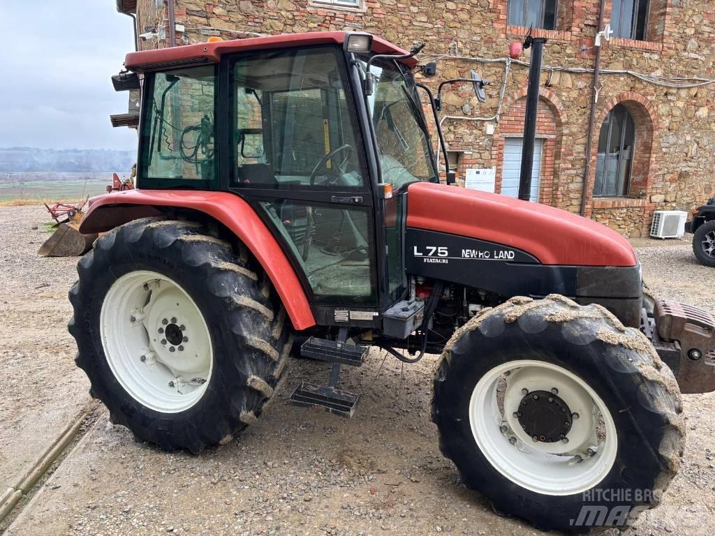 New Holland L 75 Traktory