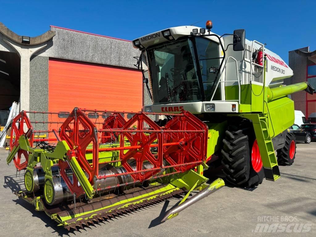 CLAAS Medion 310 Sklízecí mlátičky