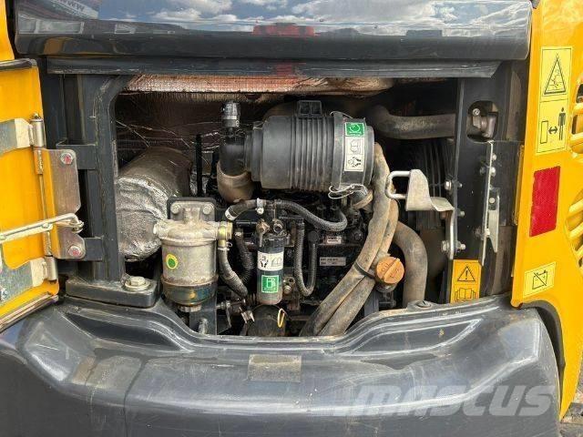 Komatsu PC 26 MR-3 Mini rýpadla < 7t