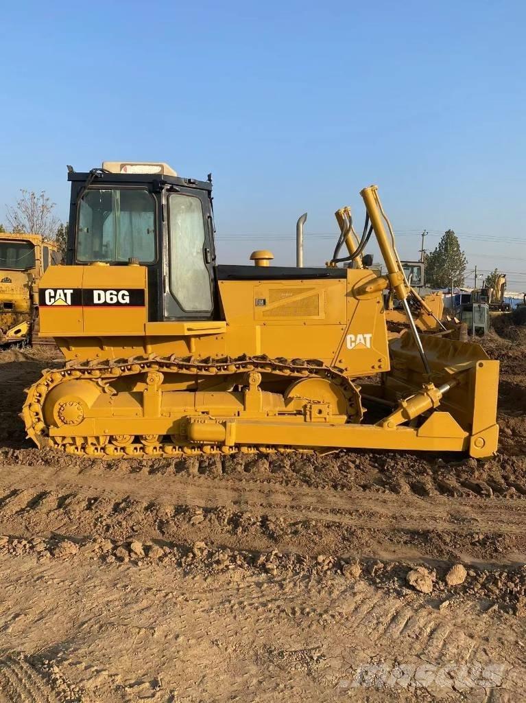 CAT D 6 G Pásové dozery