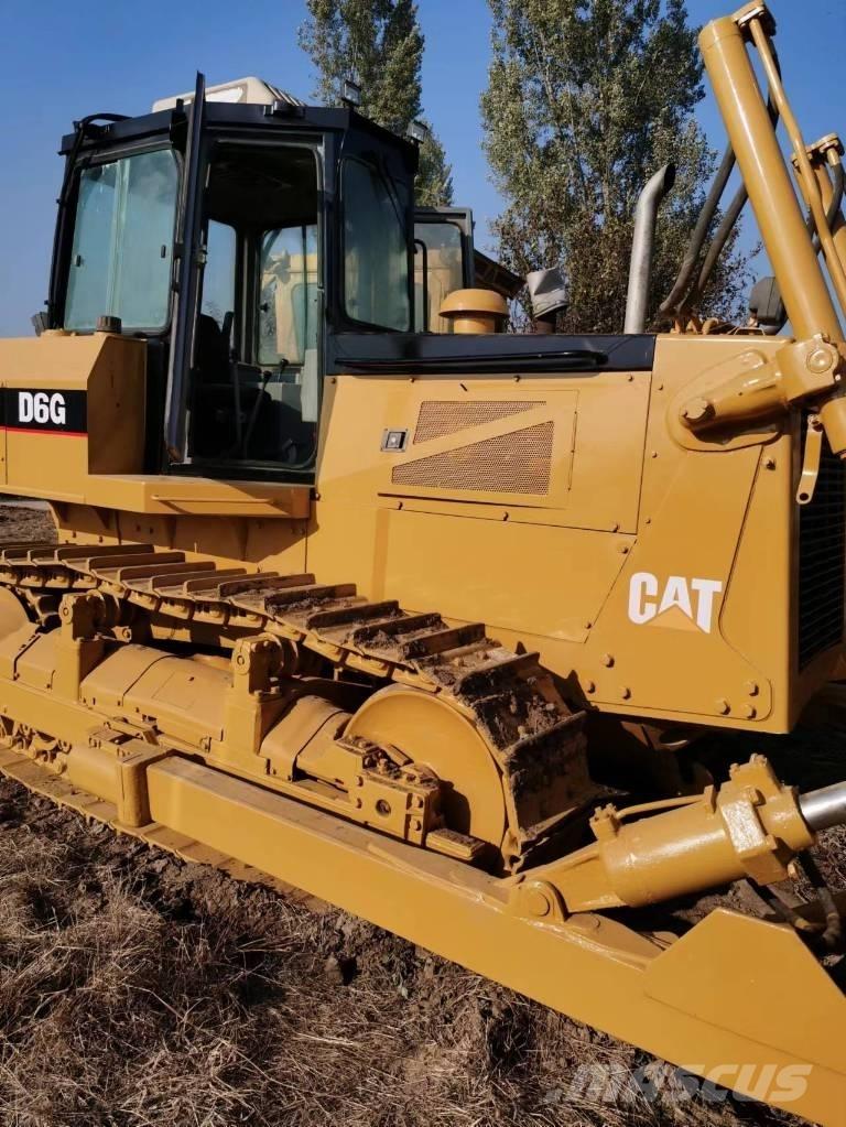CAT D 6 G Pásové dozery