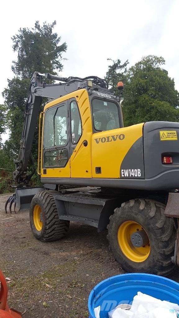 Volvo EW 140 B Kolová rýpadla