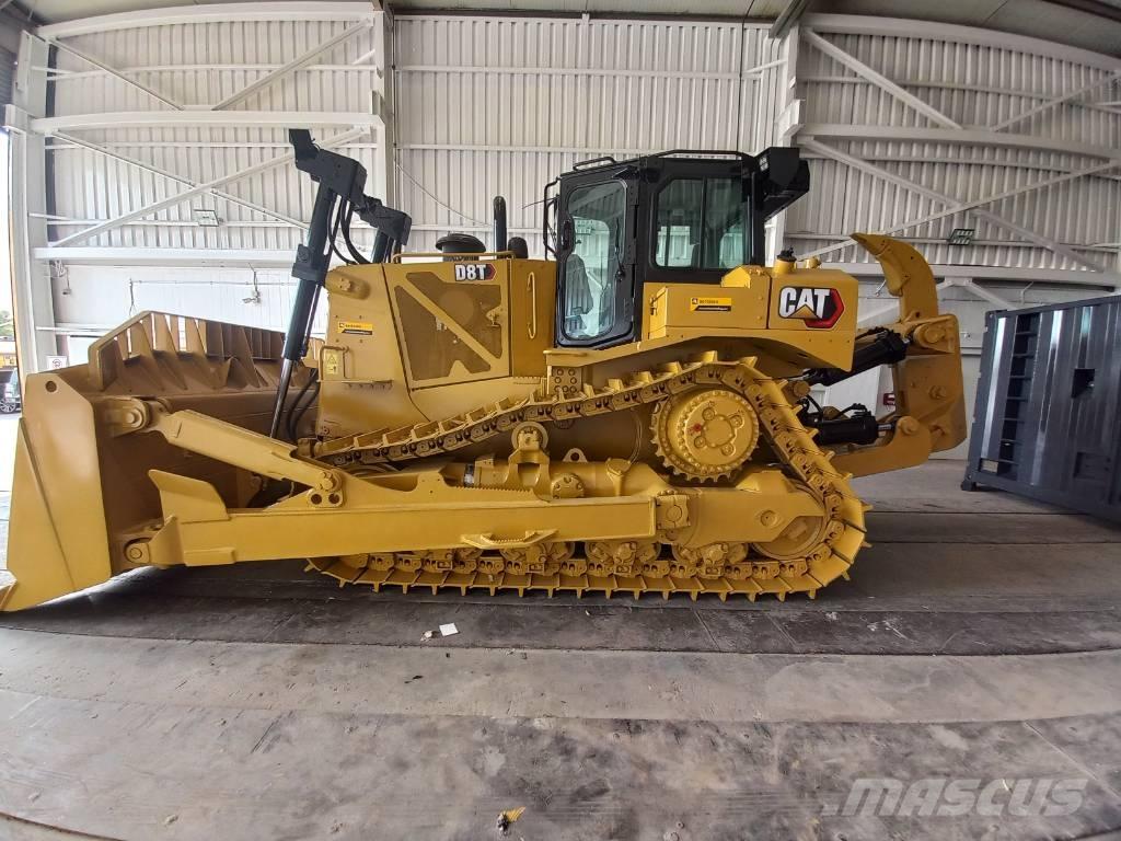 CAT D8T (Jebel Ali) Pásové dozery