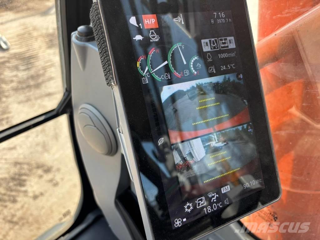 Hitachi ZX 300 LC-7 Pásová rýpadla