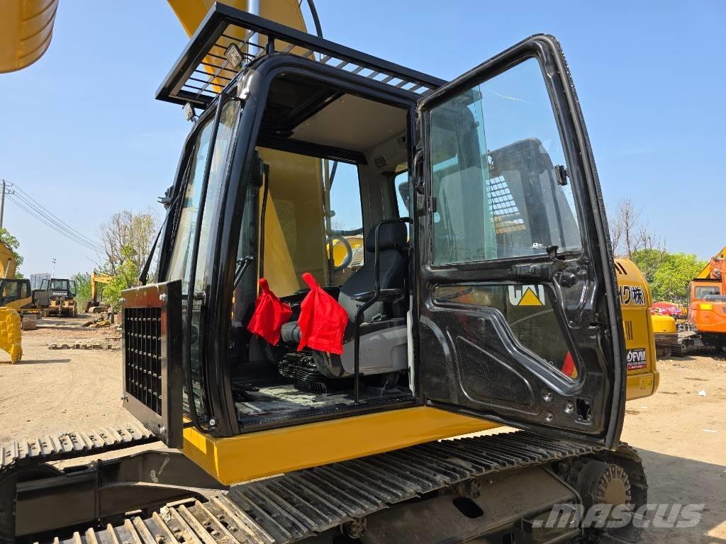 CAT 320 D 2 Midi rýpadla 7t - 12t