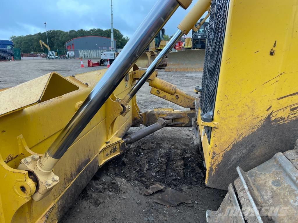 Komatsu D 65 PX-18E0 Pásové dozery