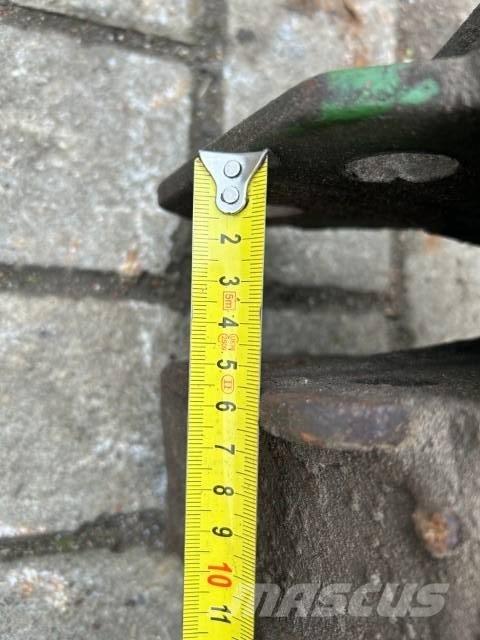  Trekhaak Driepunts Další stroje na zpracování půdy a příslušenství