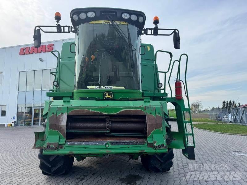 John Deere T 550 Sklízecí mlátičky