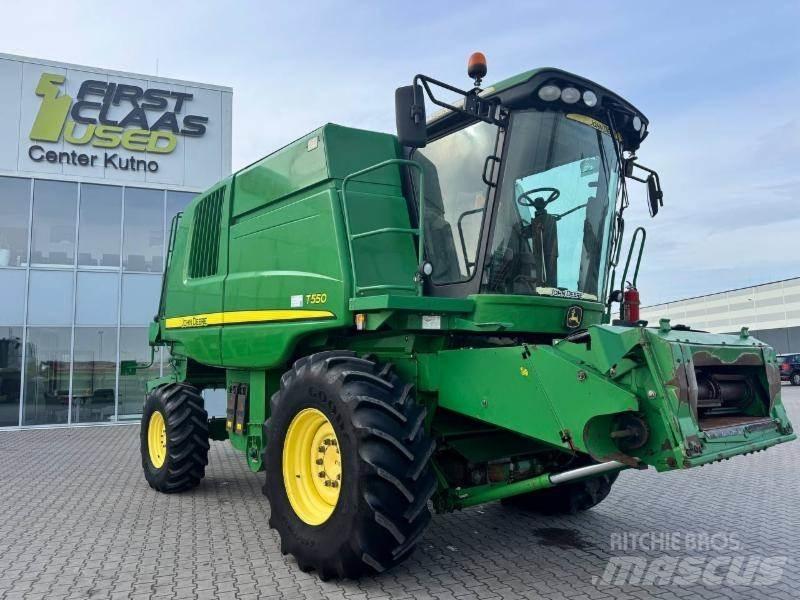 John Deere T 550 Sklízecí mlátičky