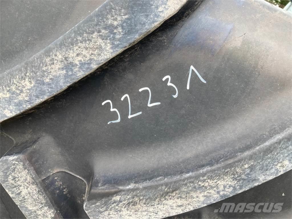 Mitas 2x 650/65R42 Další příslušenství k traktorům