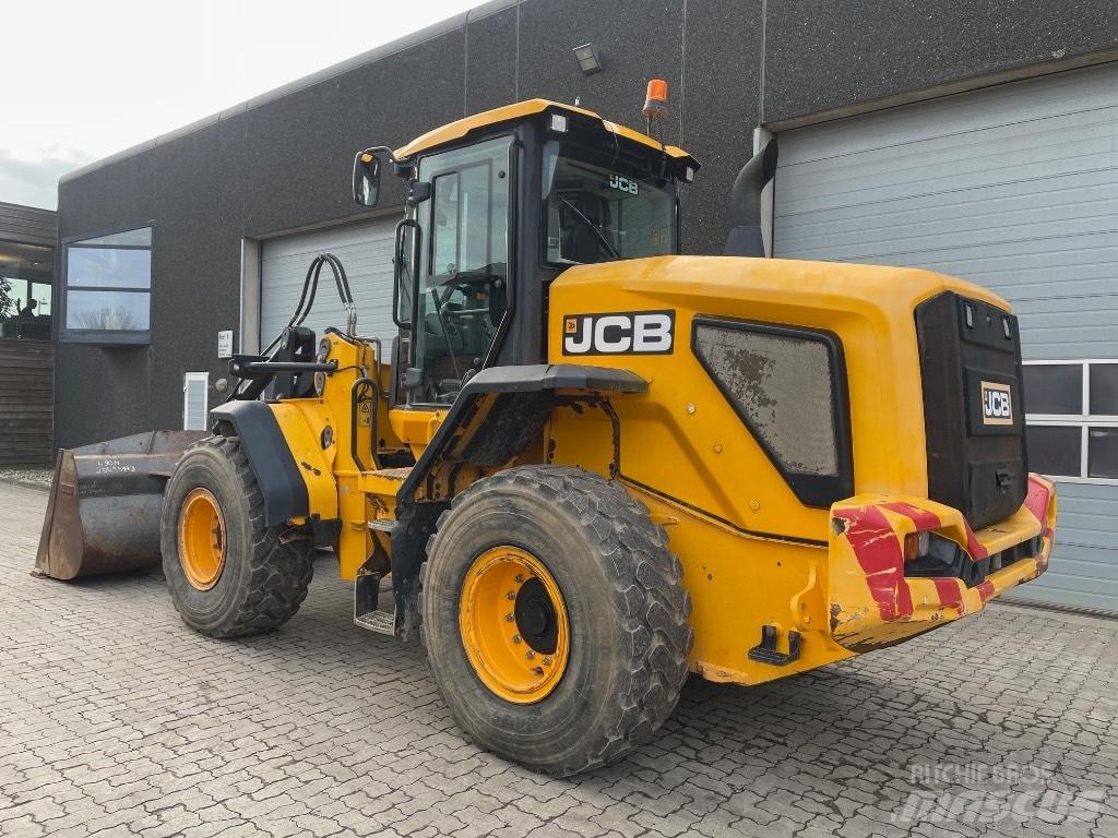JCB 427HT Kolové nakladače