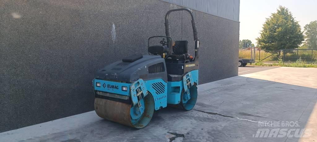 Bomag BW 100 AD-4 Tandemové válce