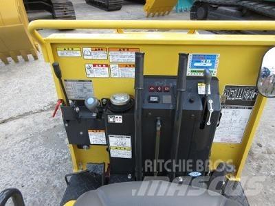 Yanmar C12R-B Pásové dempry