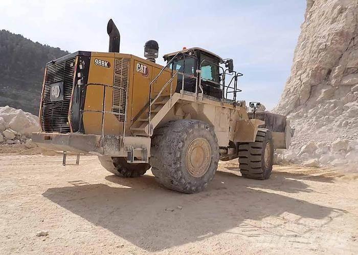 CAT 988K Kolové nakladače