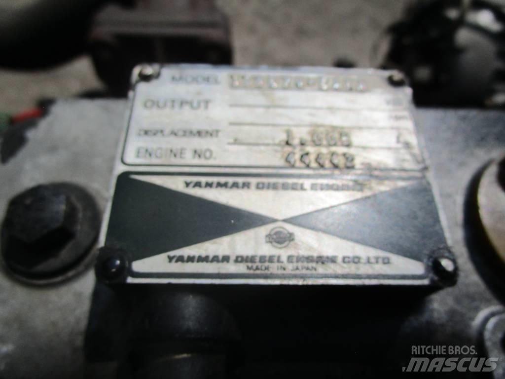 Ammann AV 16 E Tandemové válce