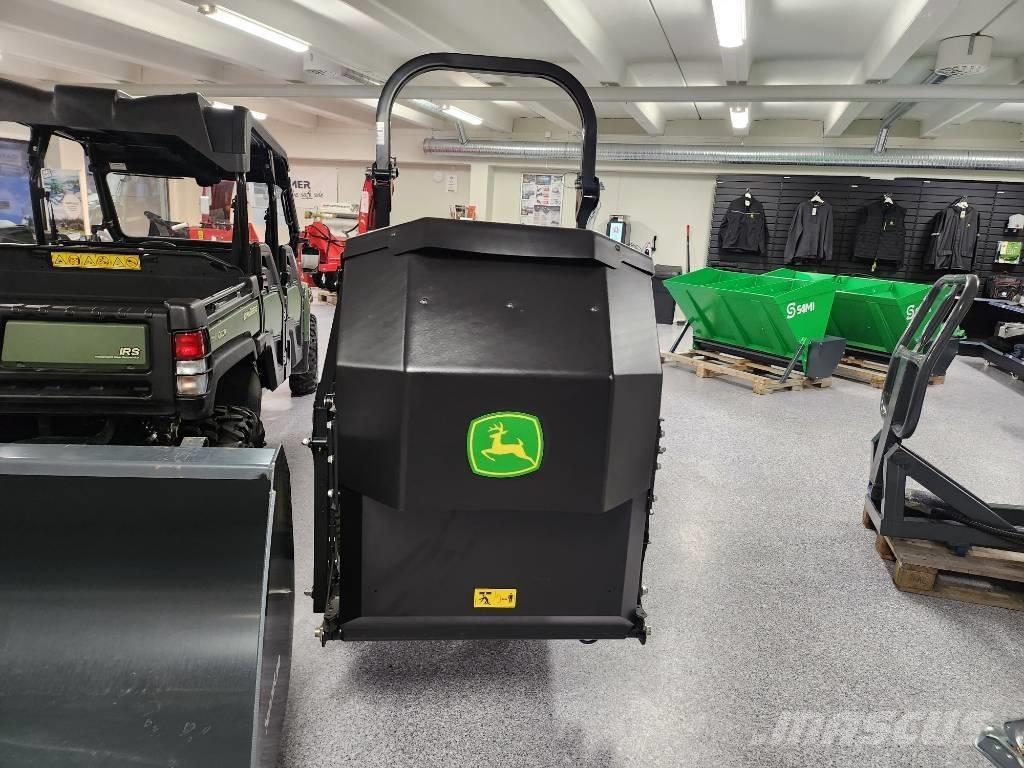 John Deere 950R Samojízdné sekačky