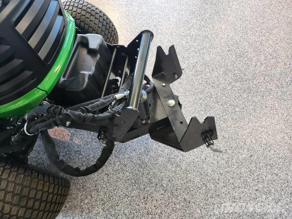 John Deere 950R Samojízdné sekačky
