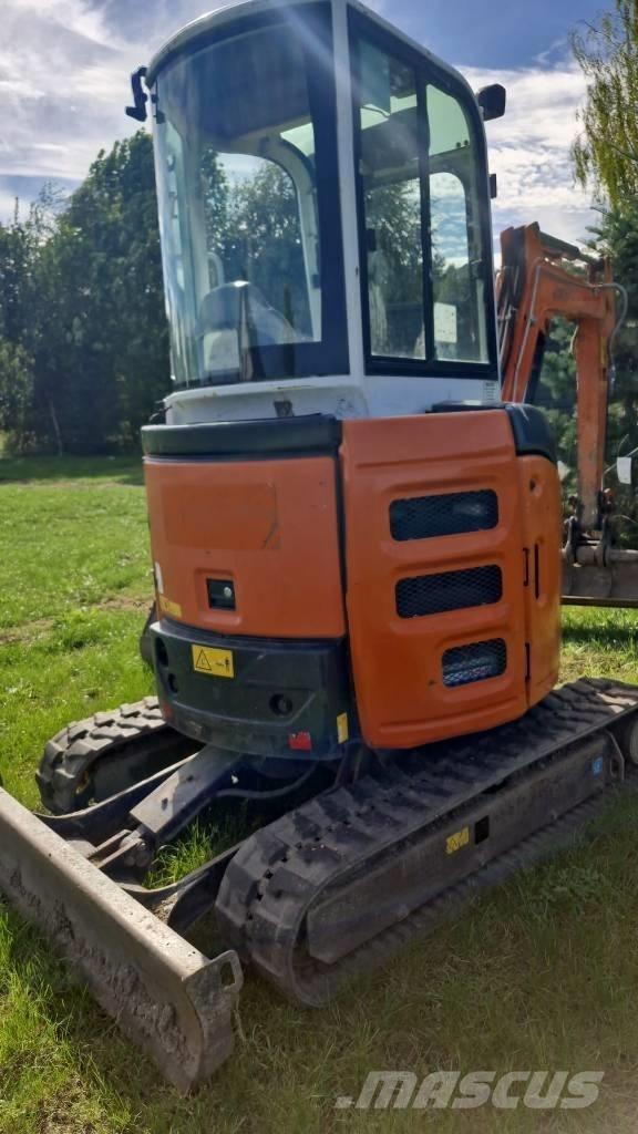 Hitachi ZX 26 Mini rýpadla < 7t